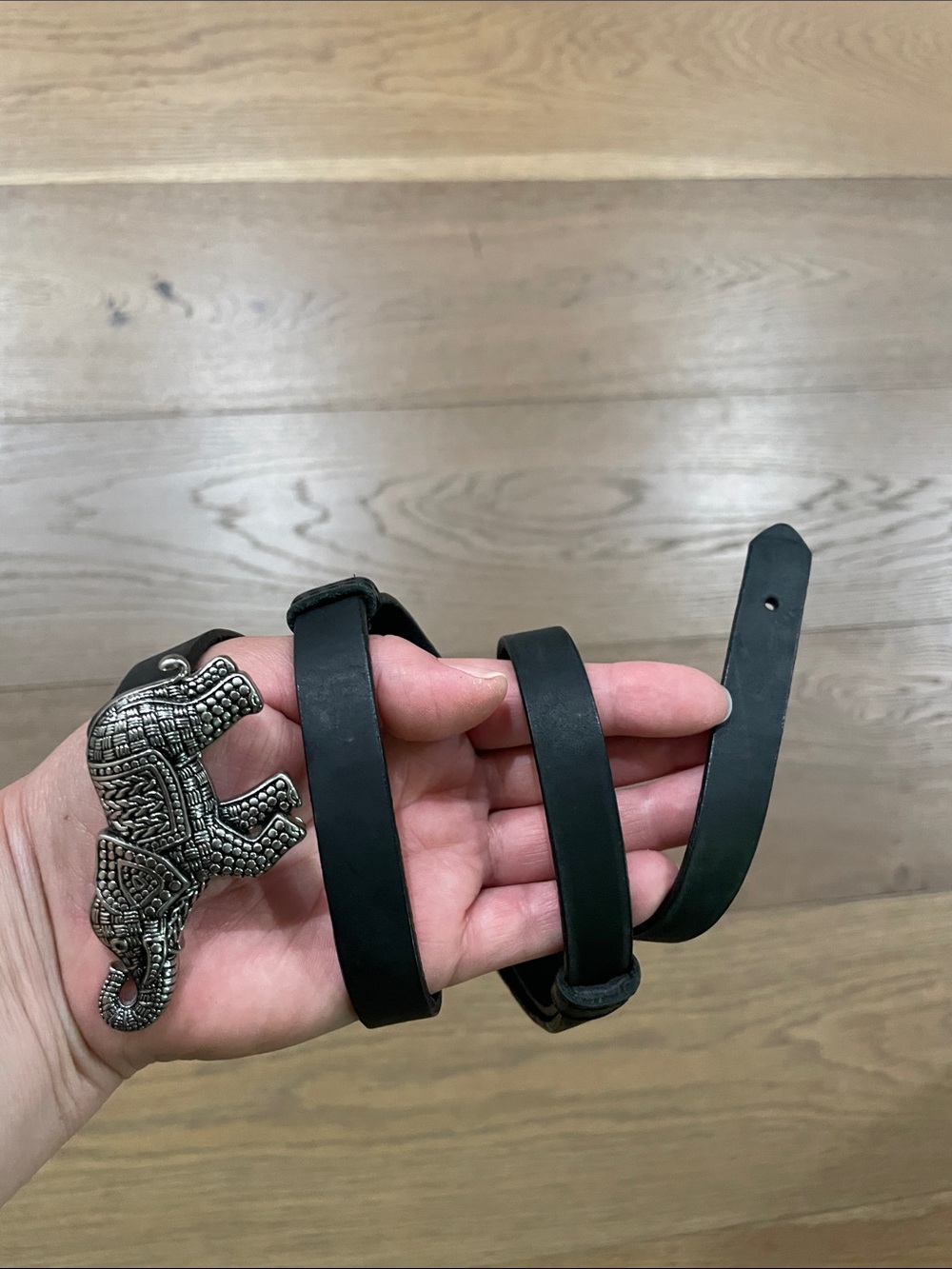Chico’s Vintage Adjustable Slide Leather Belt With Silver Elephant 🐘 Buckle M/L